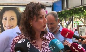 de2e3c4b0868c517c94fd84e04bbc154maxresdefault.jpg
