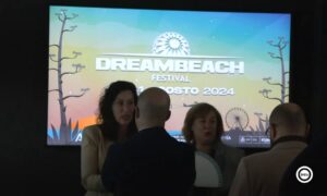 d4163341d625974fc3ec06a540709ef6_MUMOlv3lLU.jpg